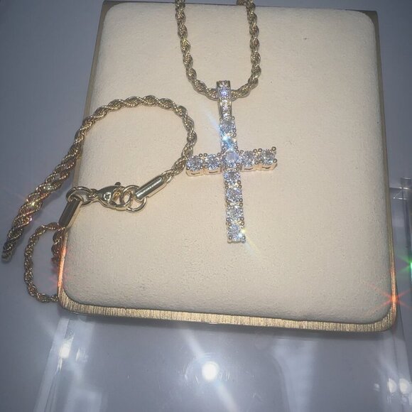 Cubic Zirconia Cross Pendant Necklace Gold Plate Stainless Steel - Picture 4 of 8